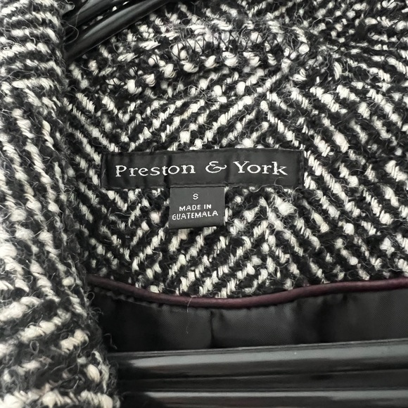 Black and white pea coat - Picture 2 of 2